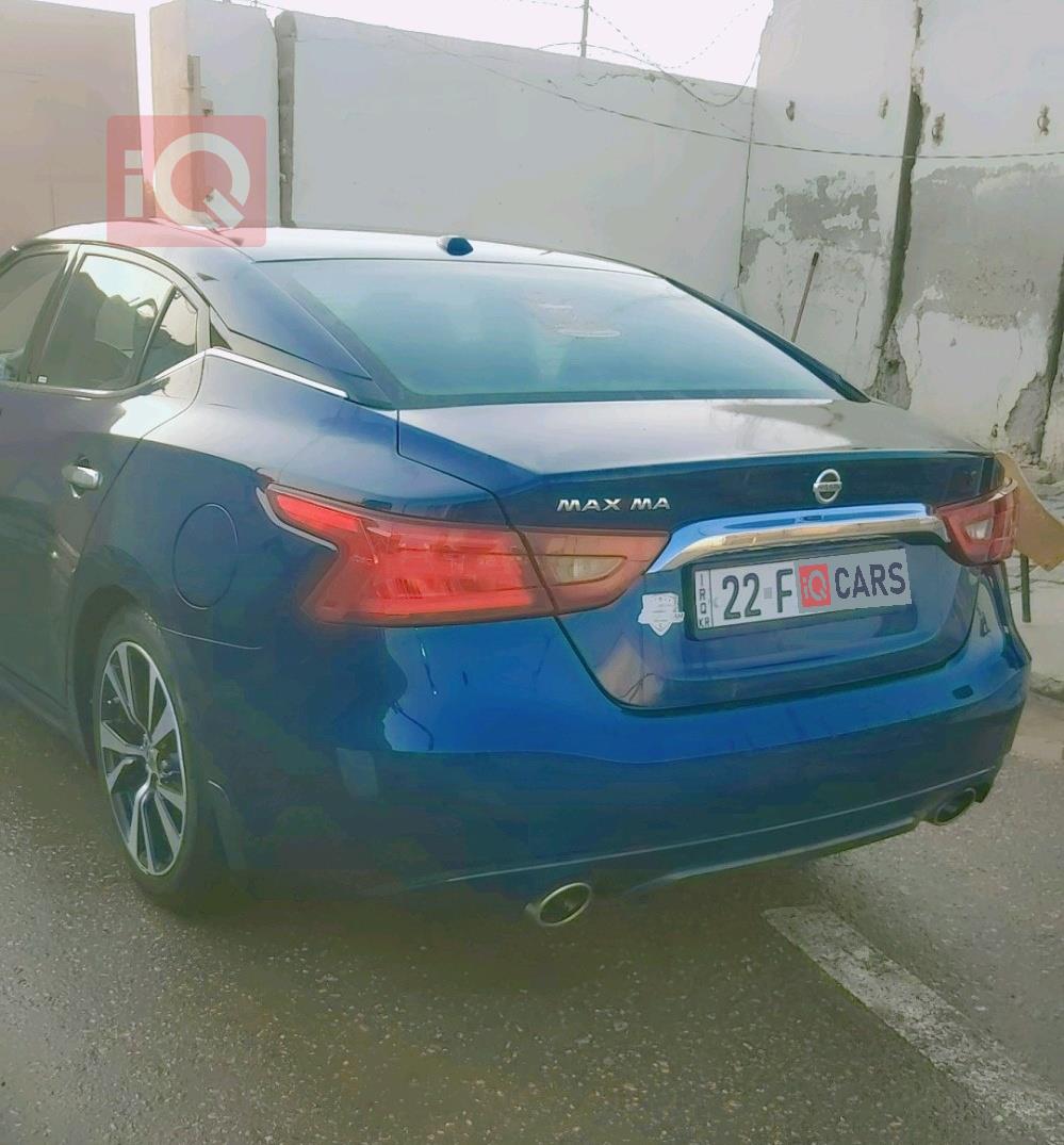 نيسان ماكسيما